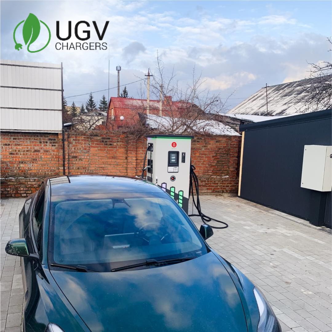 Зустрічайте швидку зарядну станцію Fast Charger GBT 100 кВт від UGV Chargers в платформі GO TO-U у Ковелі-2 (2)