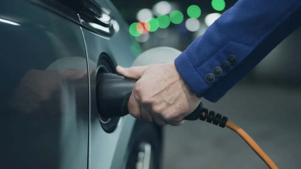 Трафік є? Заробляйте на ньому з швидкісними зарядками UGV Chargers!