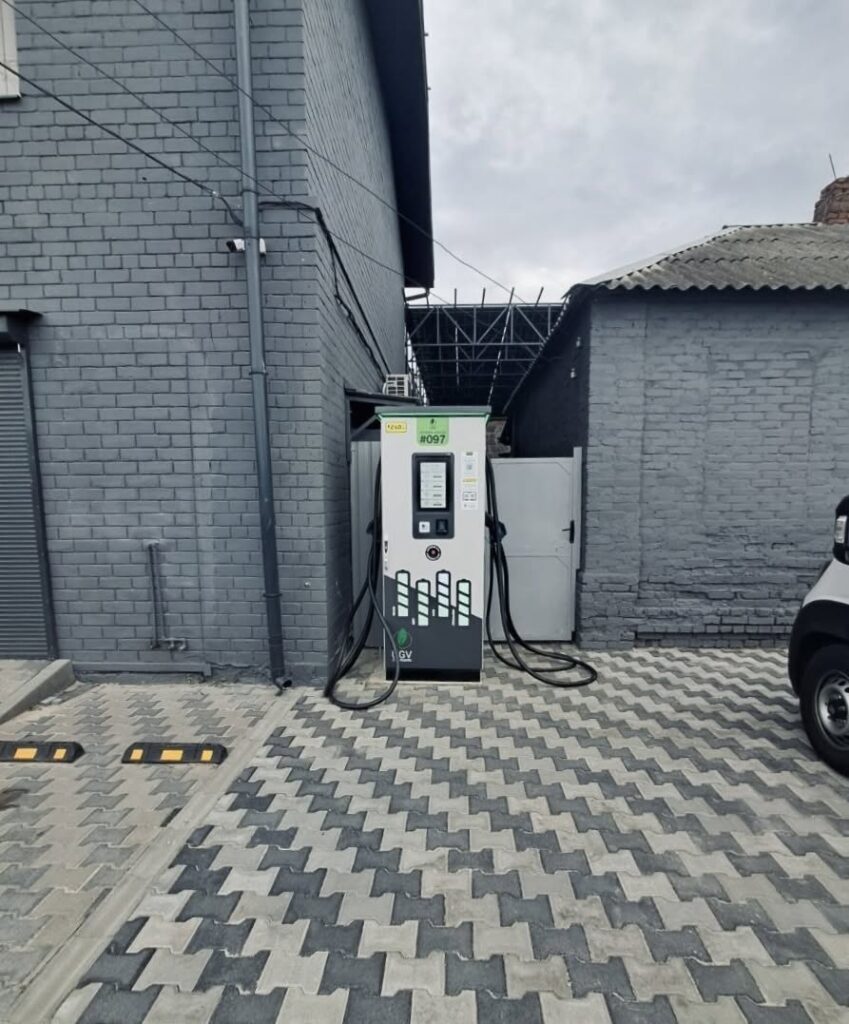 Харків, ми стали ще потужнішими: UGV Chargers посилила зарядну локацію на вул. Тюрінській